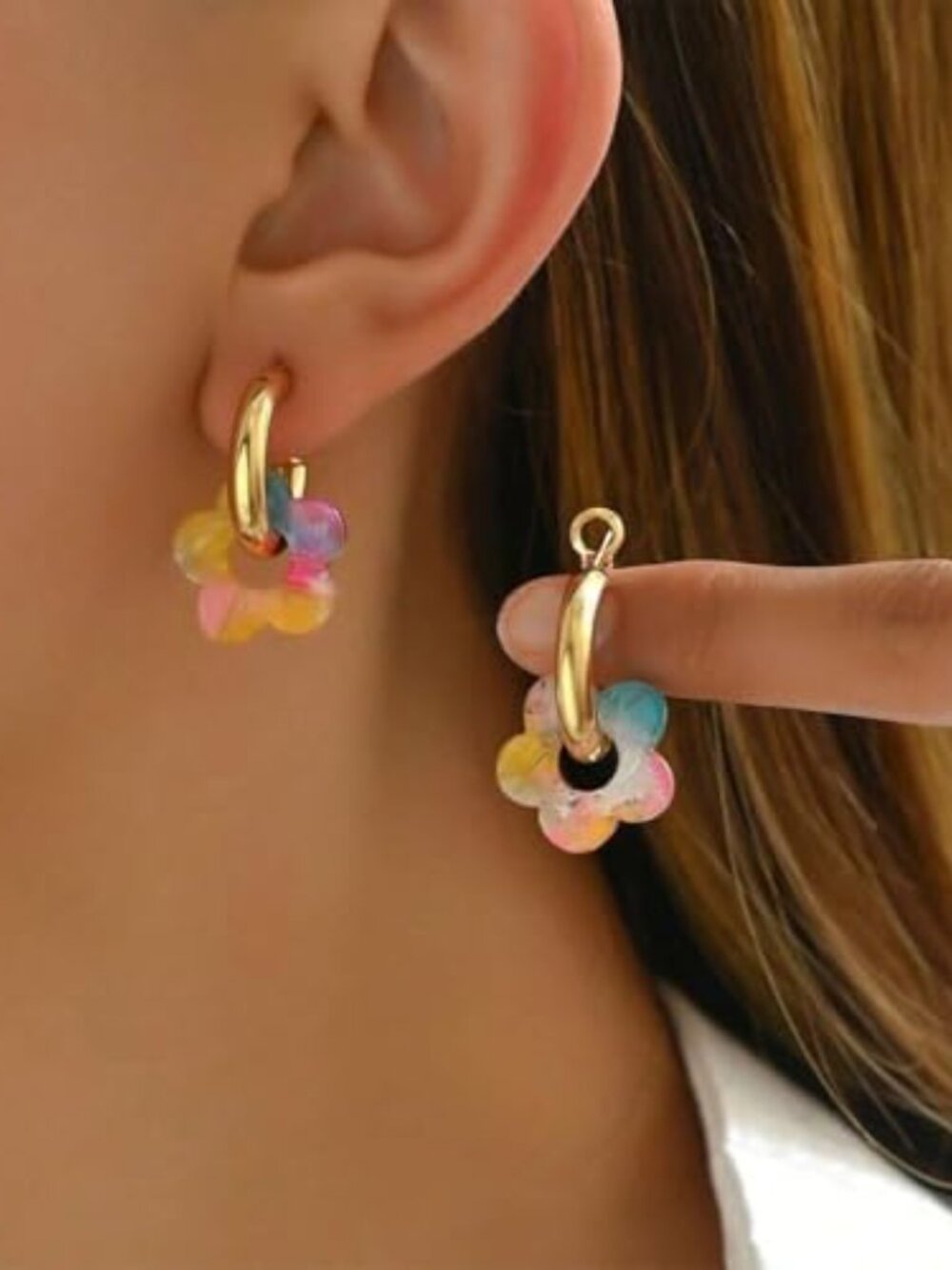 Chunky Acrylic Gold Small Flower Hoop Hie Ears Colorful Boho Ear Piercing